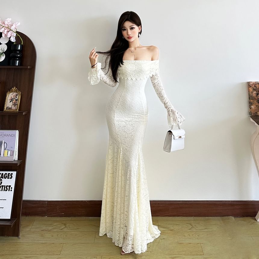 Long Sleeve Off Shoulder Plain Lace Mermaid Hem Maxi Dress