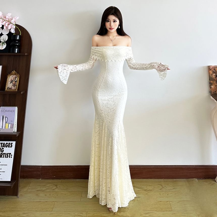 Long Sleeve Off Shoulder Plain Lace Mermaid Hem Maxi Dress