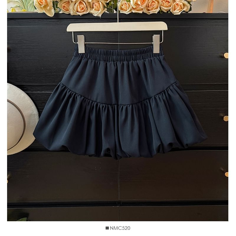 Elastic Waist Mini Bubble Skirt in Plain