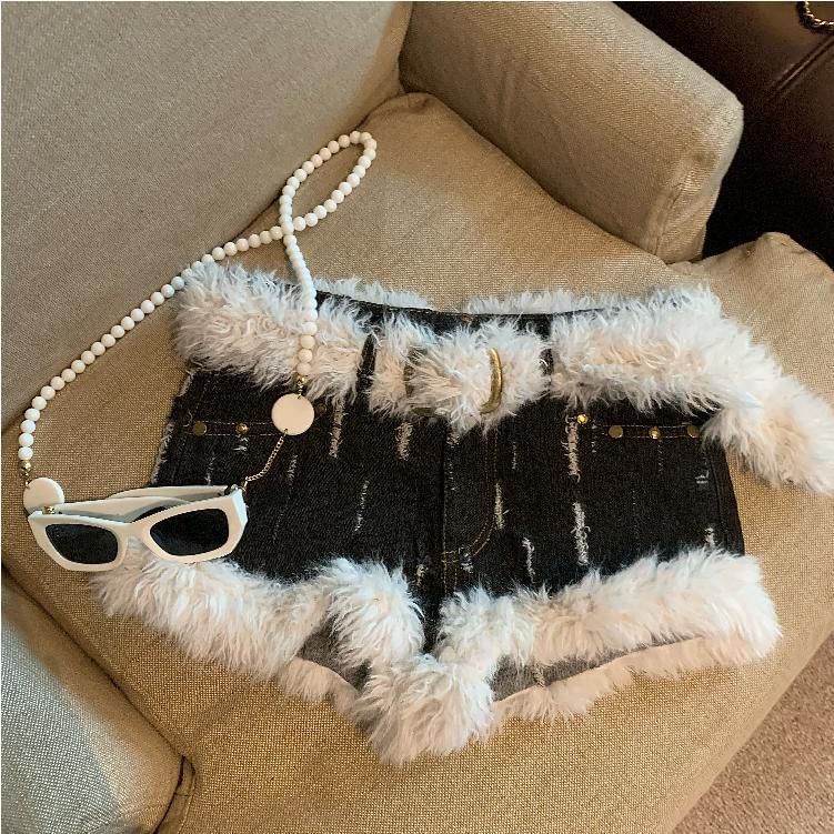 Low Rise Distressed Belted Panel Fluffy Denim Hot Pants