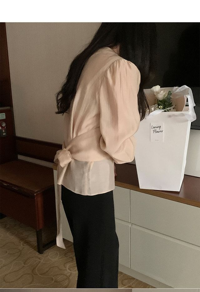 Mock Two-Piece Round Neck Long Sleeve Solid Blouse
