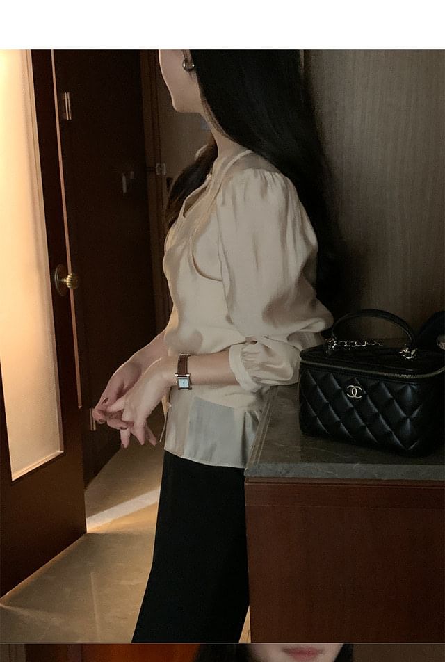 Mock Two-Piece Round Neck Long Sleeve Solid Blouse
