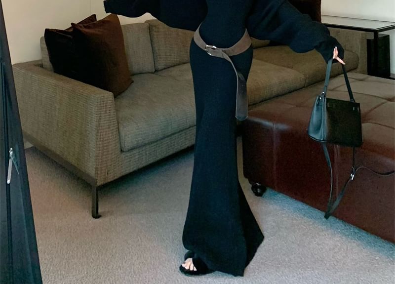 Set: Plain Cardigan + Strapless Knit Maxi A-Line Dress
