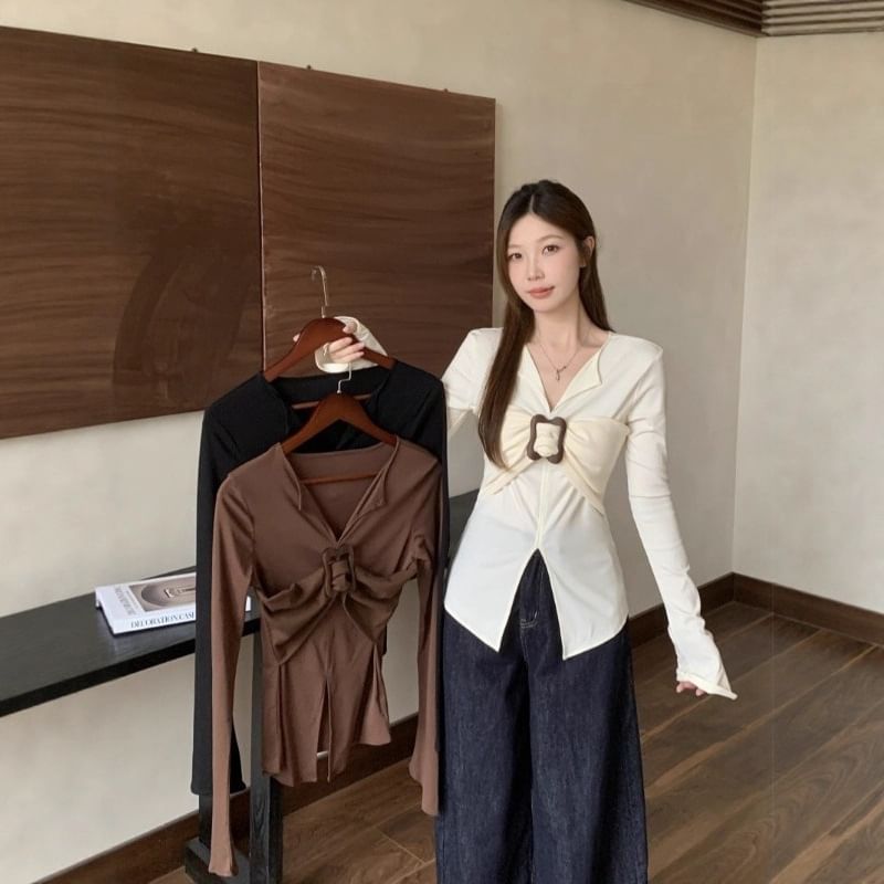 Plain Notch Neck Buckled Slit Slim Fit Long-Sleeve T-Shirt