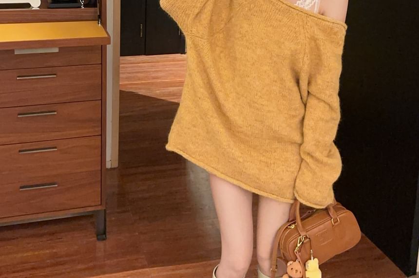 V-Neckline Lace Insert Plain Knit Sweater