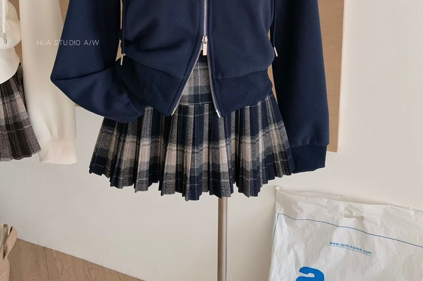 Set: Stand Collar Plaid Hoodie and Pleated Mini Skirt