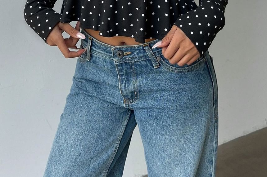 Polka Dot Peplum Crop Top with V-Neck & Long Sleeves
