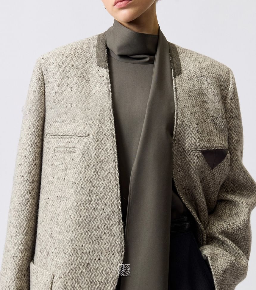 V-Neck One-Buttoned Tweed Oversized Blazer