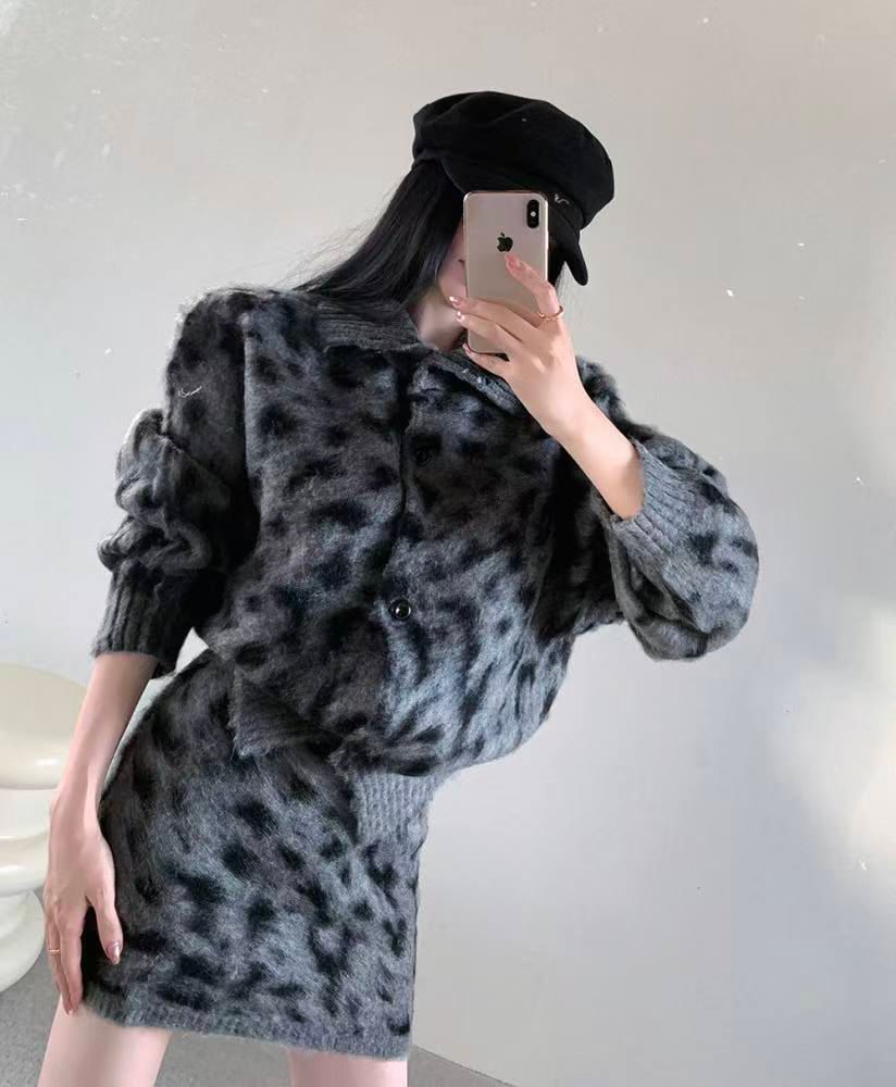 Set: Collar Leopard Print Cardigan + High Rise Mini Pencil Knit Skirt
