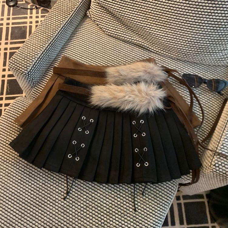 High Rise Mini Pleated Skirt