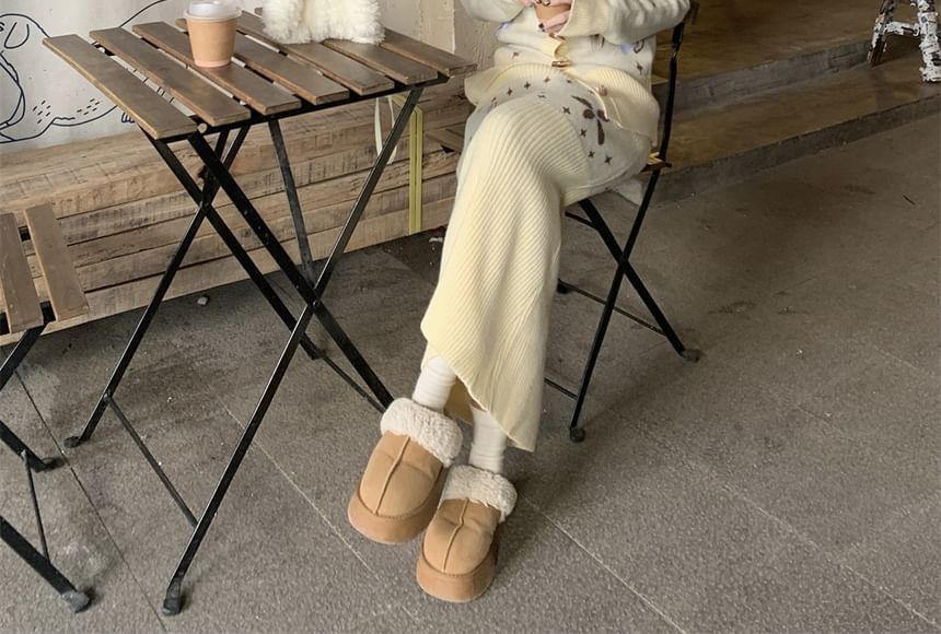 Collared Frog Buttoned Cardigan / Knit Maxi Skirt