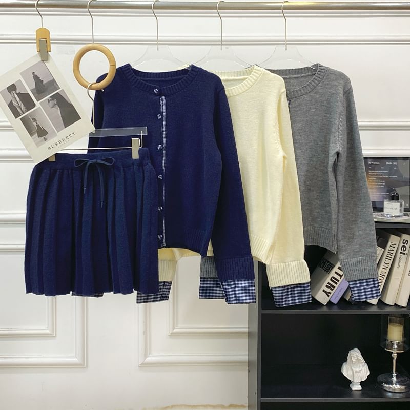 Set: Round Neck Plaid Panel Cardigan + Drawstring Waist Plain Pleated Knit Mini A-Line Skirt