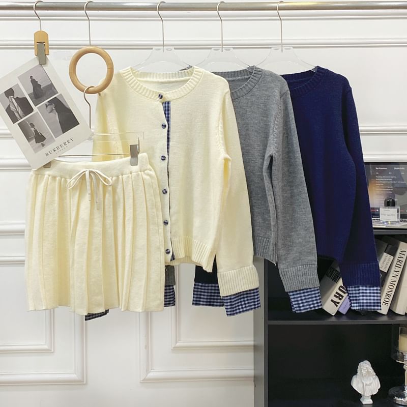 Set: Round Neck Plaid Panel Cardigan + Drawstring Waist Plain Pleated Knit Mini A-Line Skirt