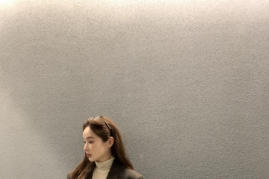 Notch Lapel Belted Blazer with High Waist Mini Pencil Skirt