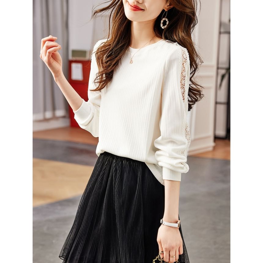 Round Neck Lace Insert Sweatshirt