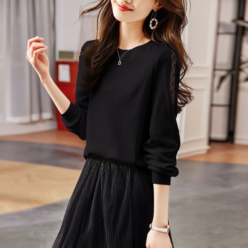 Round Neck Lace Insert Sweatshirt