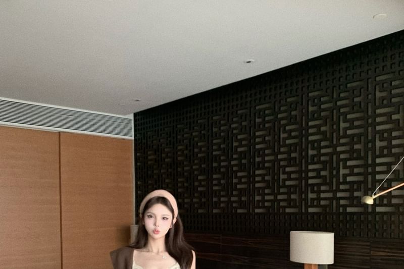 Hooded Plain Cardigan / High Waist Mini Pleated Skirt / Sleeveless Lace Crop Top