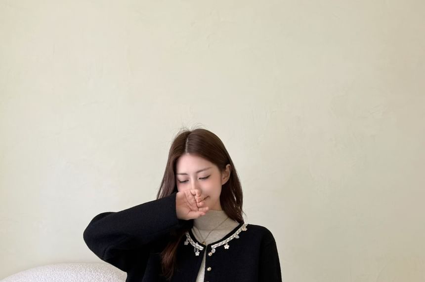 Round Neck Contrast Trim Button Up Wool Jacket