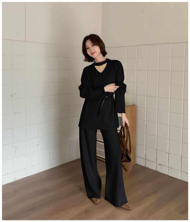 Set: V-Neck Sweater with High-Waist Wide Leg Trousers