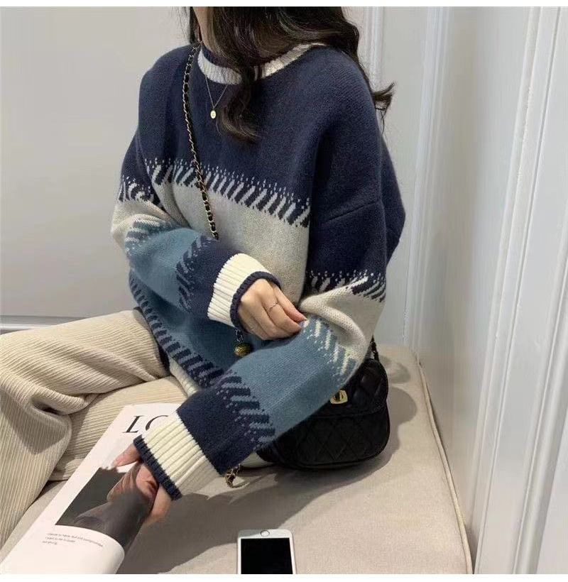 Color Block Round Neck Pullover Sweater