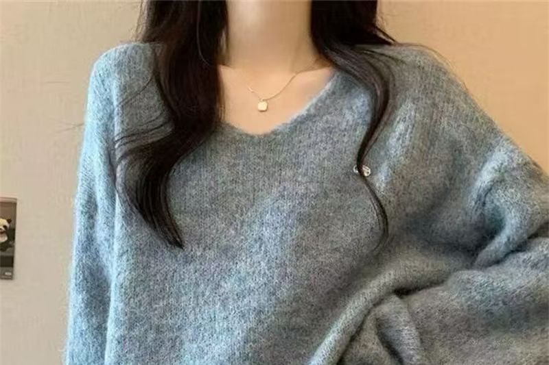 Relaxed V-Neck Drop Shoulder Knitwear