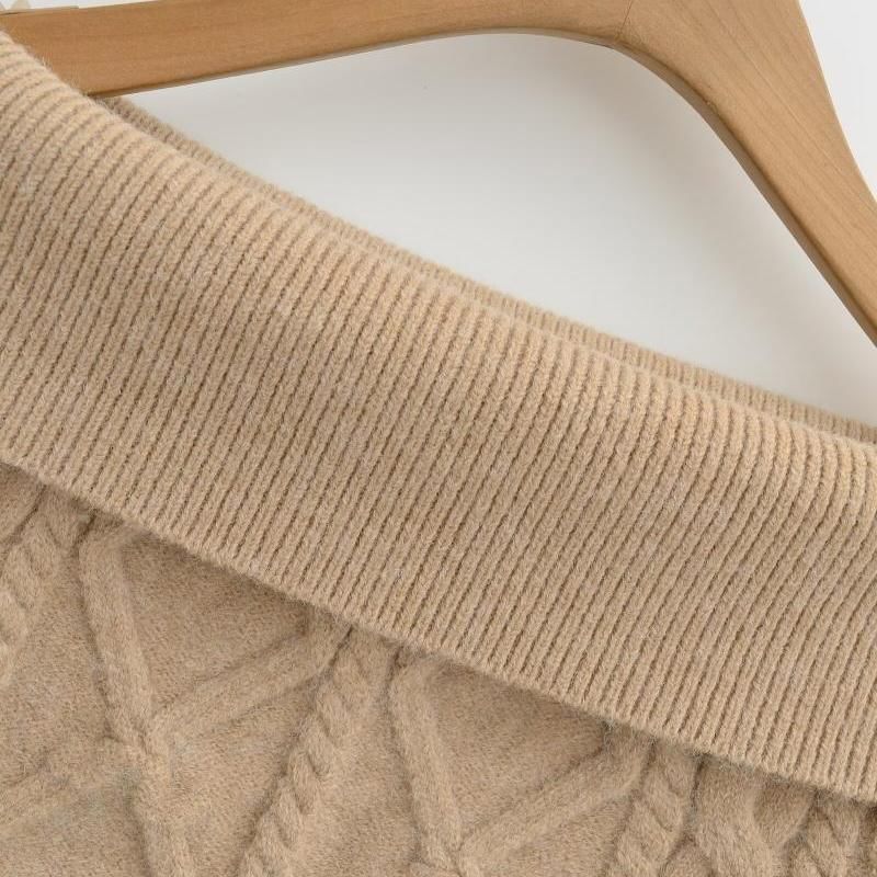 Cropped Off-Shoulder Cable Knit Pullover