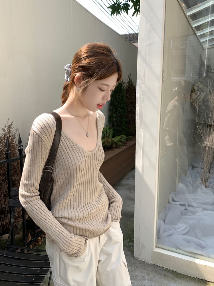 Long-Sleeve V-Neck Solid Knit Top