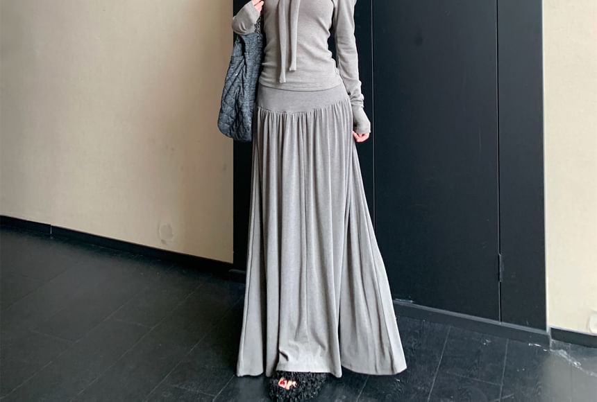 Off-Shoulder Tie Front T-Shirt & Ruched Maxi Skirt Set