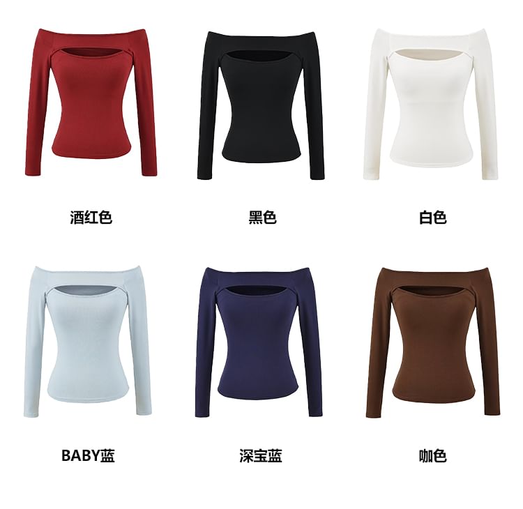 Stylish Cutout Crop Top with Off-Shoulder Sleeves