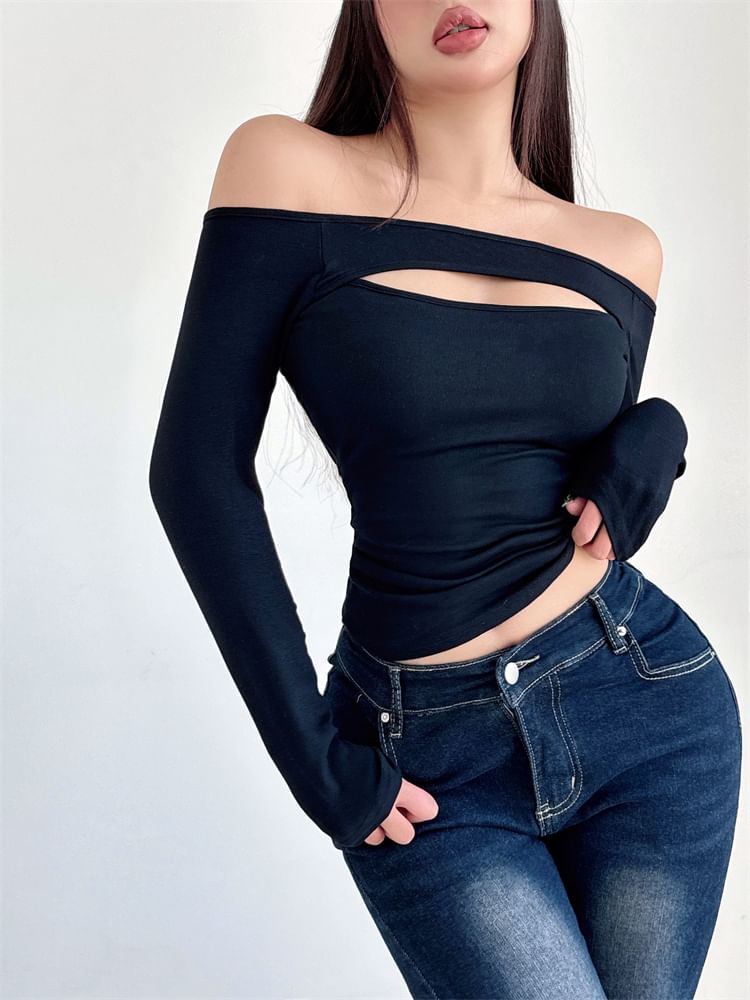 Stylish Cutout Crop Top with Off-Shoulder Sleeves