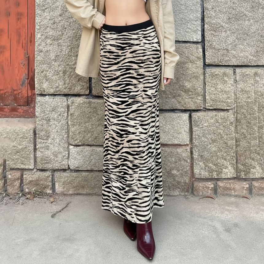Mid-Rise Zebra Print Maxi Pencil Skirt