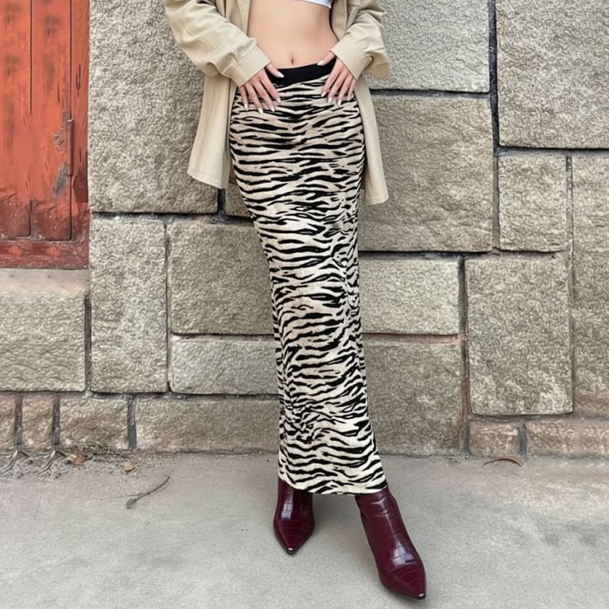 Mid-Rise Zebra Print Maxi Pencil Skirt