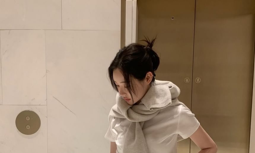 Zip Hoodie and Drawstring Wide-Leg Sweatpants Ensemble