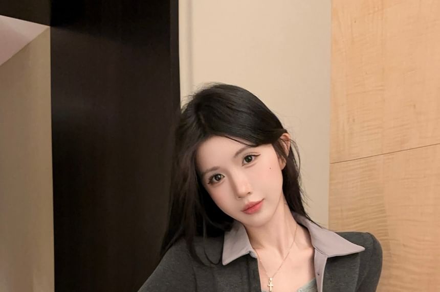 Lace Panel Contrast Collar Polo with Mock Two-Piece