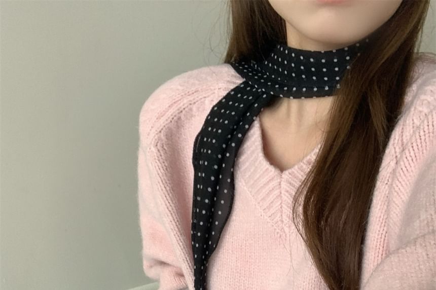 Classic V-Neck Knit Sweater with Clean Lines