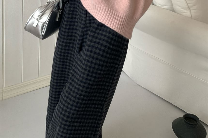 Classic V-Neck Knit Sweater with Clean Lines