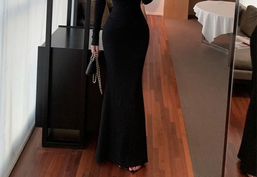 Long-Sleeve Square Neck Plain Maxi Mermaid Dress