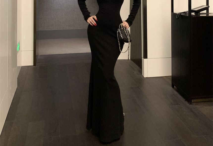Long-Sleeve Square Neck Plain Maxi Mermaid Dress