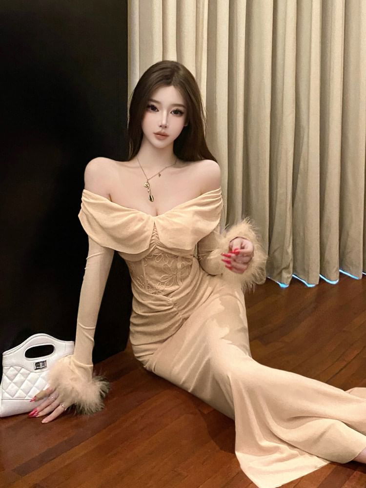 Long-Sleeve Off-Shoulder Plain Lace Panel Maxi Mermaid Dress