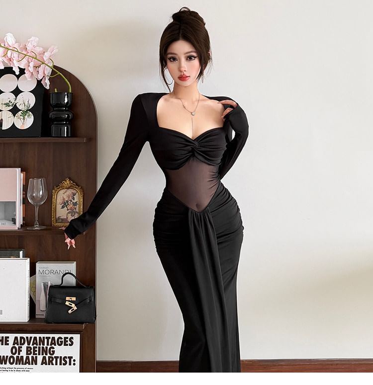 Long-Sleeve Sweetheart Neckline Sheer Panel Maxi Mermaid Dress