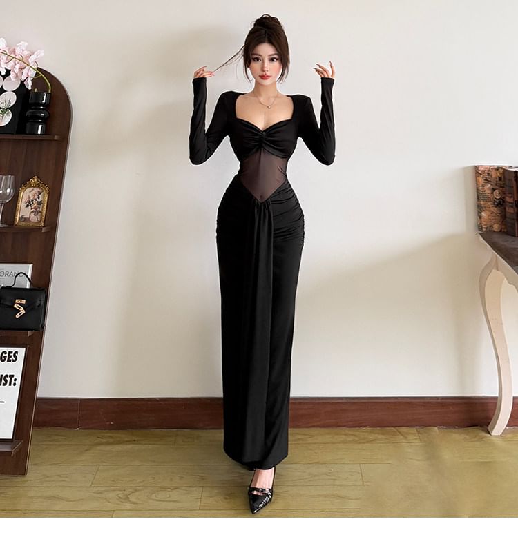 Long-Sleeve Sweetheart Neckline Sheer Panel Maxi Mermaid Dress