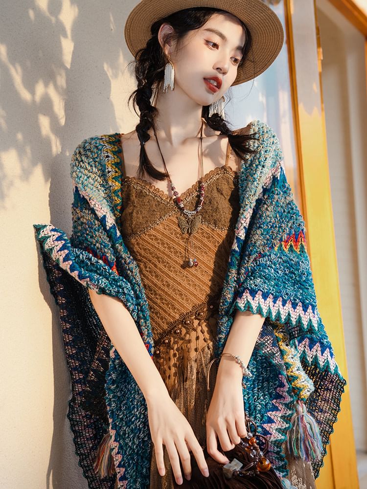 Crochet Frayed Cape / Spaghetti Strap V-Neck Maxi A-Line Dress