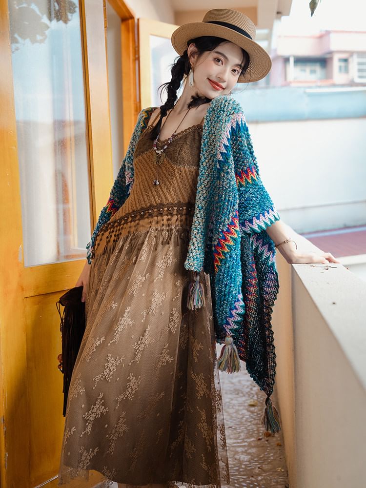 Crochet Frayed Cape / Spaghetti Strap V-Neck Maxi A-Line Dress
