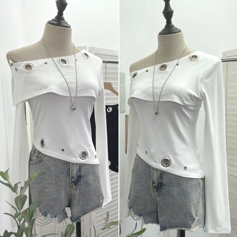 Off-Shoulder Grommet Long-Sleeve Crop Tee