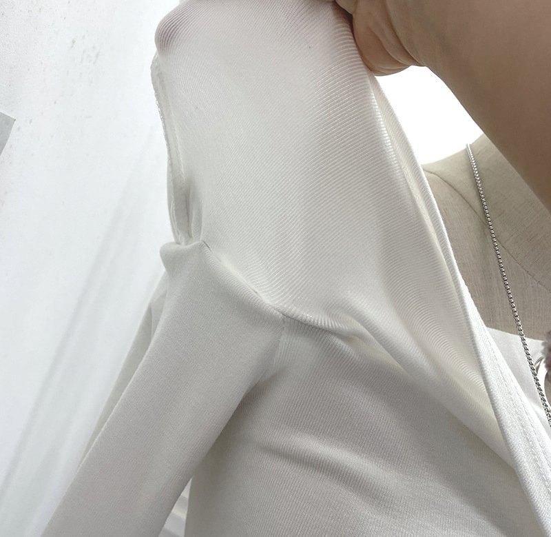Off-Shoulder Grommet Long-Sleeve Crop Tee