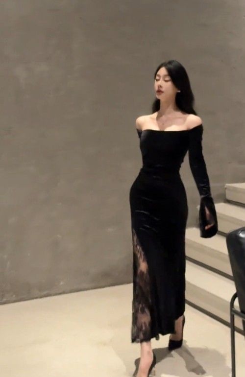 Long-Sleeve Off-Shoulder Plain Lace Trim Maxi Sheath Dress