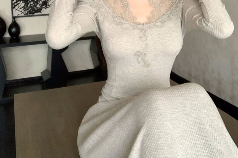Long Sleeve V-Neck Plain Panel Lace Maxi A-Line Dress