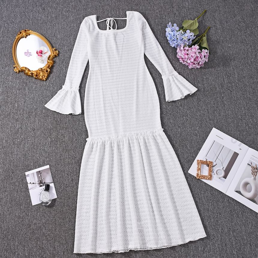 Bell Sleeve Scoop Neck Plain Open-Back Crochet Knit Maxi Dress