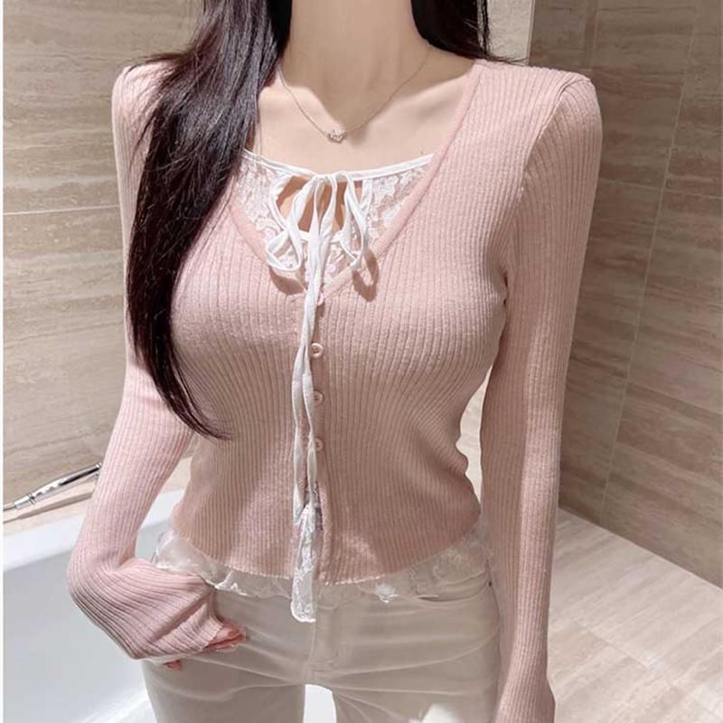Mock Two-Piece V-Neck Lace Panel Ribbed Slim Crop Top