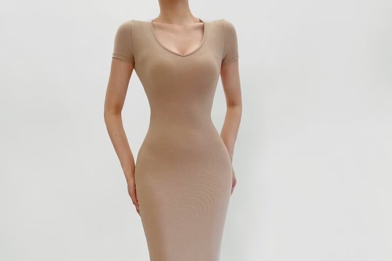 Short-Sleeve V-Neck Plain Maxi Sheath Dress